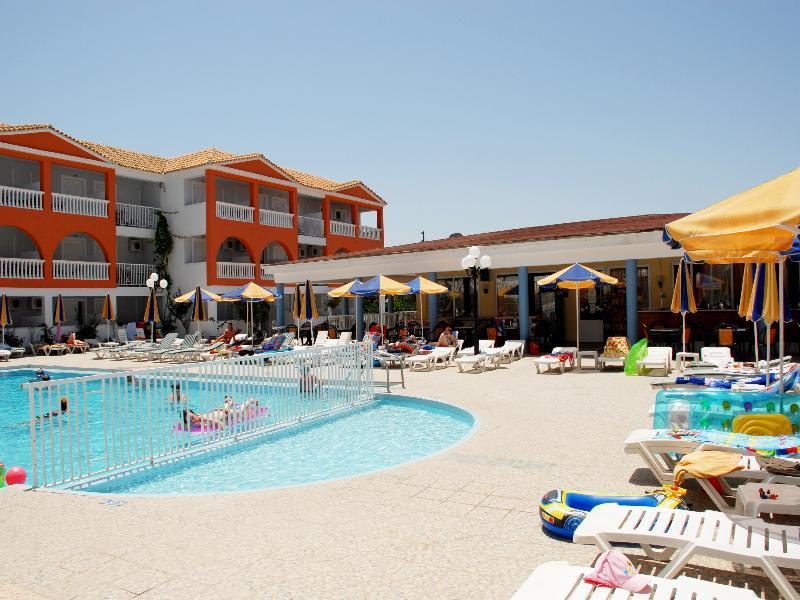 Planos Apart Hotel Екстериор снимка